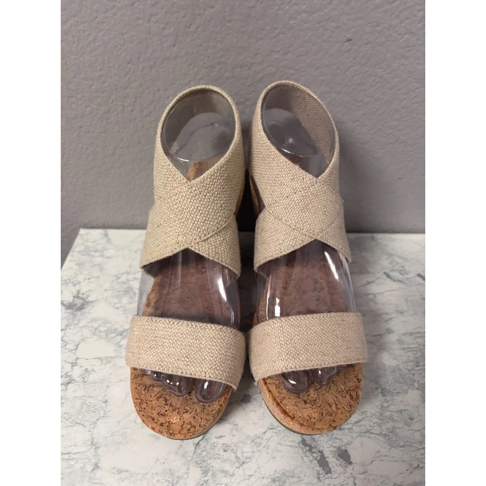 Lucky Brand Womens 6.5 Mariah Wedge Sandals Beige Cork Studded Platform Boho